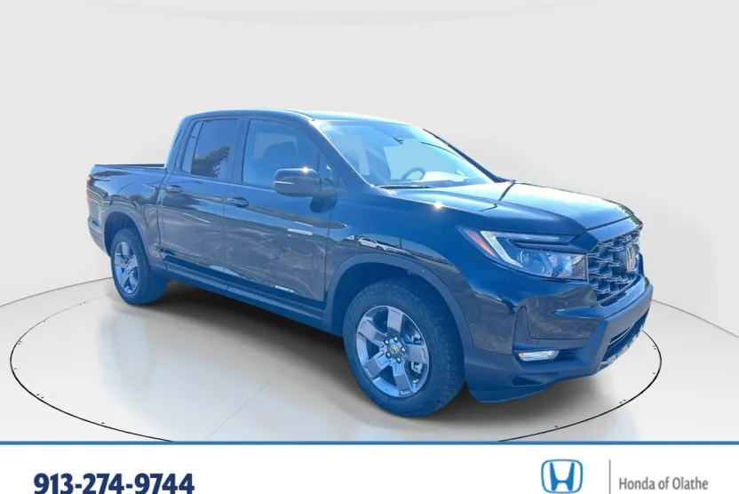 2025 Honda Ridgeline TrailSport photo 1