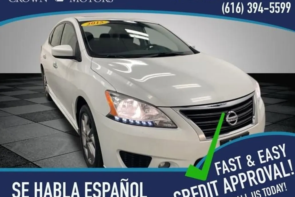 2015 Nissan Sentra SR photo 1