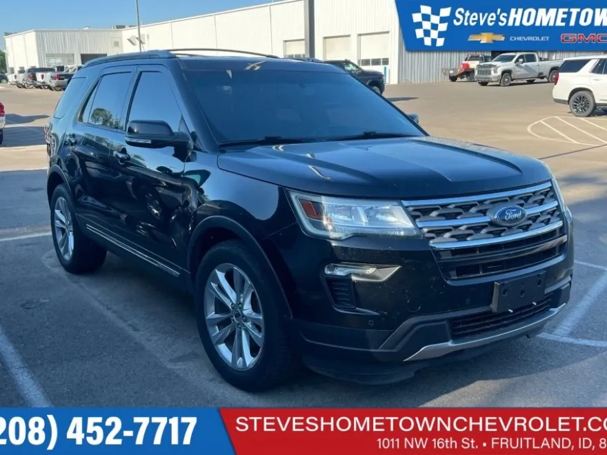 2018 Ford Explorer XLT photo 1