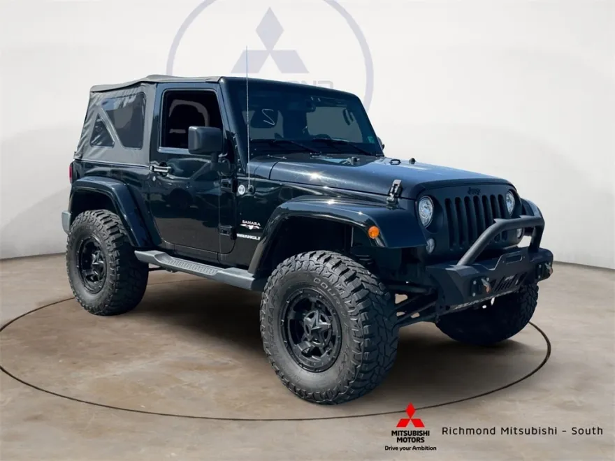 2017 Jeep Wrangler Sahara photo 1