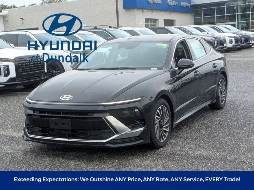 2025 Hyundai Sonata Hybrid SEL photo 1