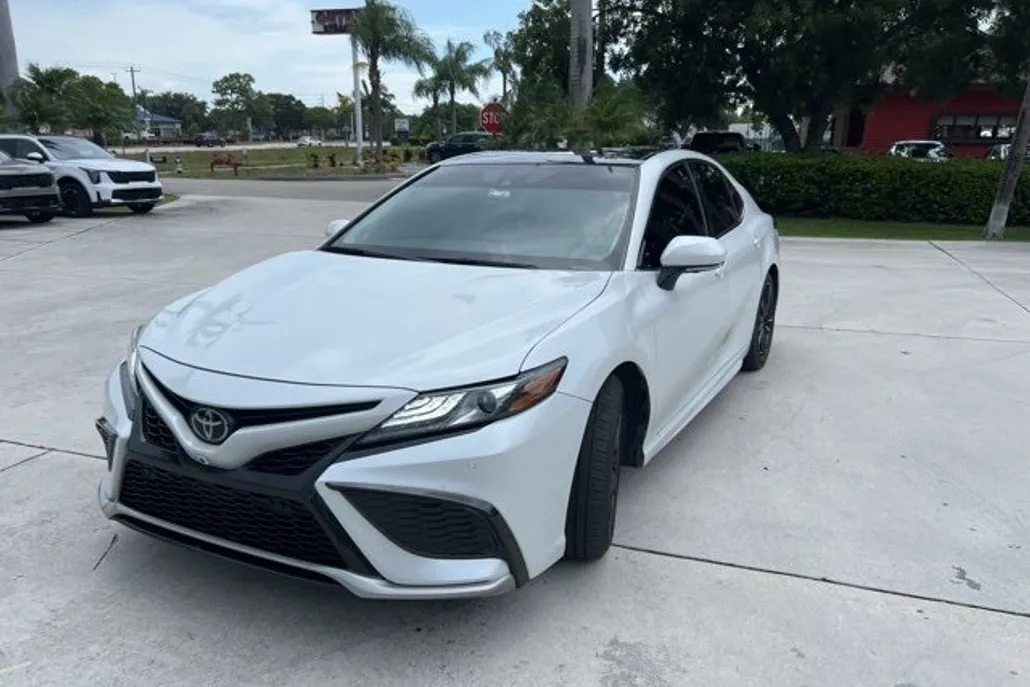 2024 Toyota Camry XSE V6 photo 1