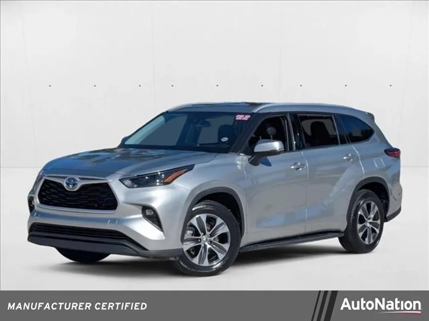 2022 Toyota Highlander Hybrid XLE photo 1