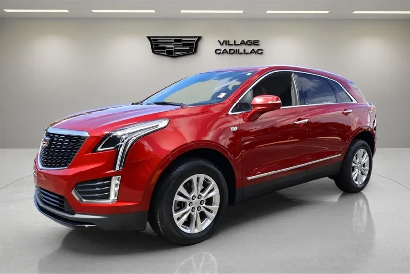 2022 Cadillac XT5 Luxury photo 1