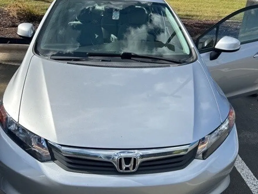 2012 Honda Civic LX photo 1