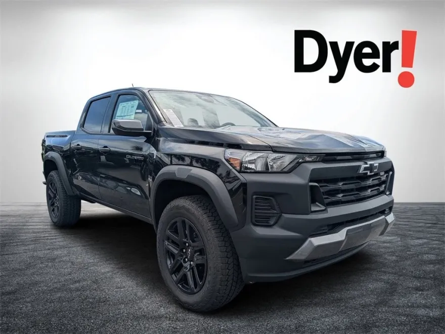 2025 Chevrolet Colorado Trail Boss photo 1