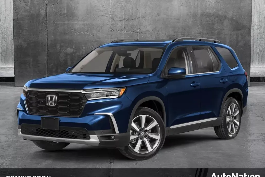 2025 Honda Pilot Touring photo 1