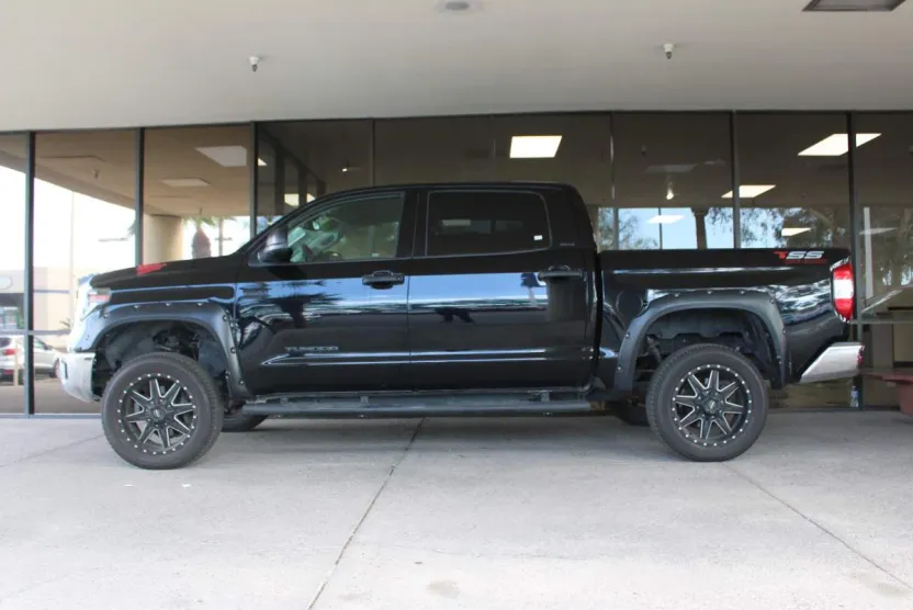 2020 Toyota Tundra SR5 Grade photo 1