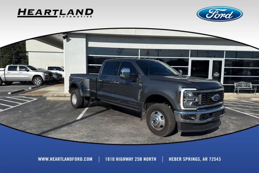 2025 Ford F-350 photo 1