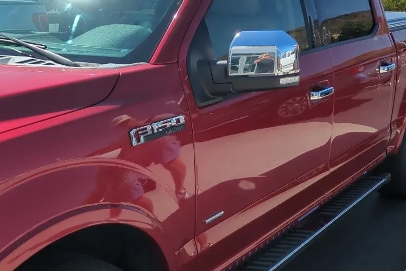 2017 Ford F-150 Lariat photo 1