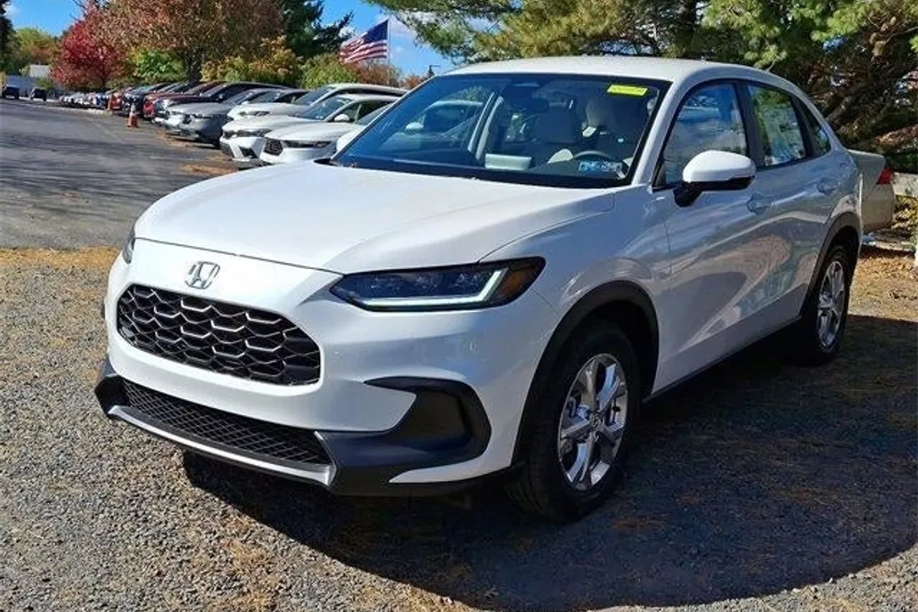 2025 Honda HR-V LX photo 1