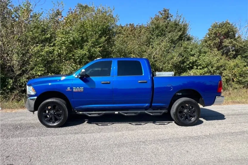 2018 Ram 2500 Tradesman photo 1
