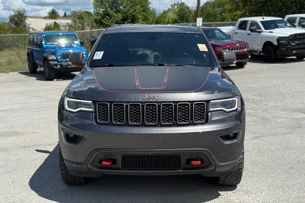 2020 Jeep Grand Cherokee Trailhawk photo 1
