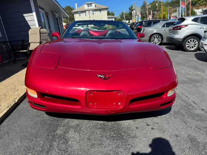 2001 Chevrolet Corvette Convertible photo 1