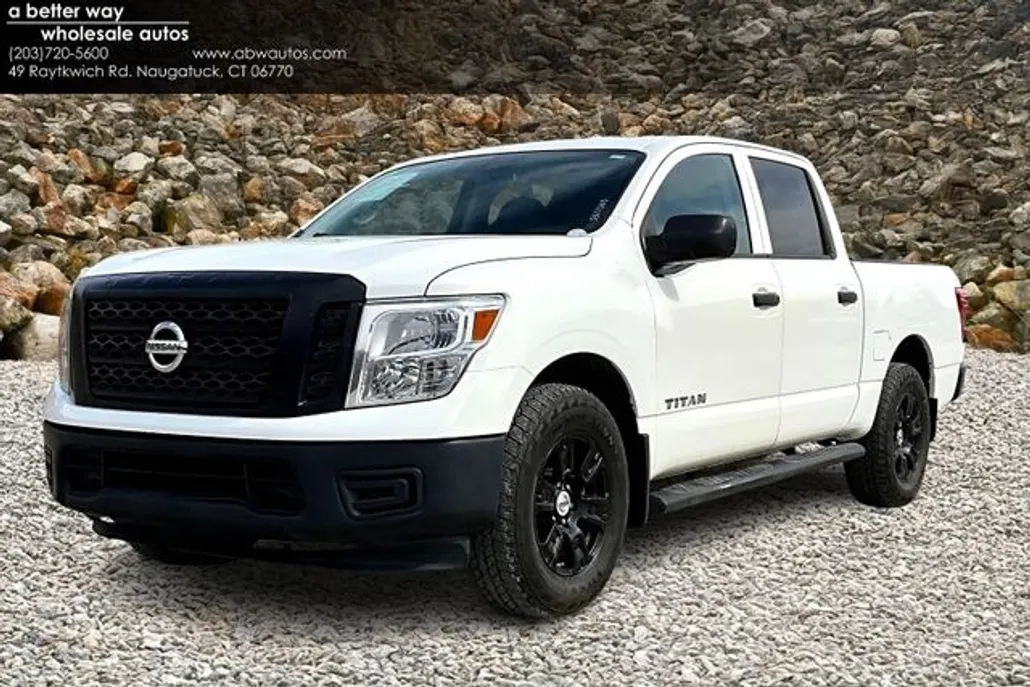 2018 Nissan Titan S photo 1