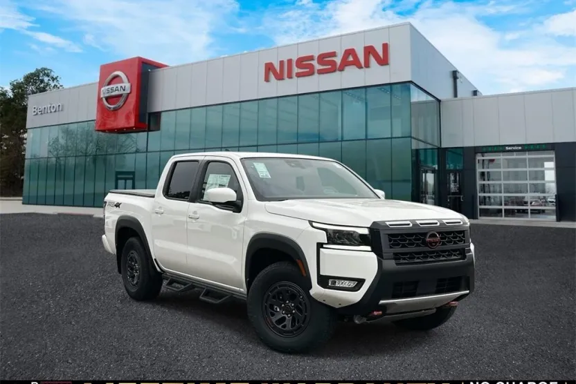 2026 Nissan Frontier PRO-4X photo 1