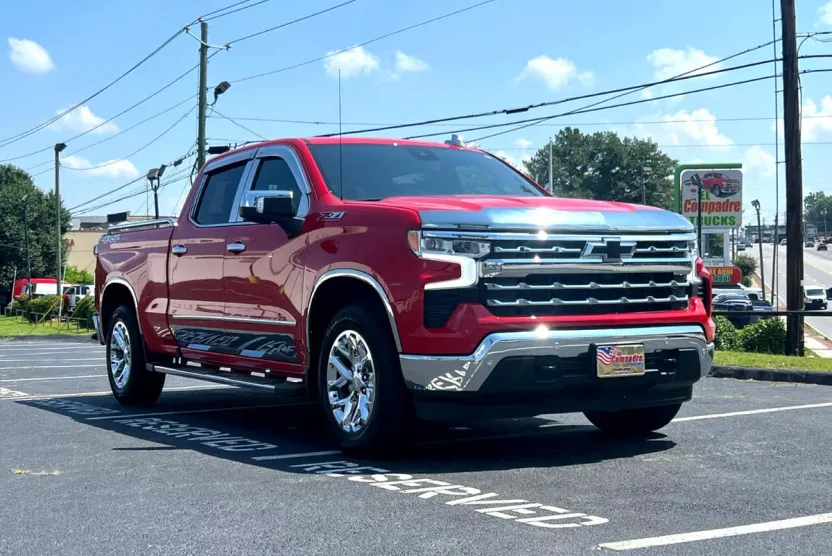 2024 Chevrolet Silverado 1500 LT Z71 photo 1