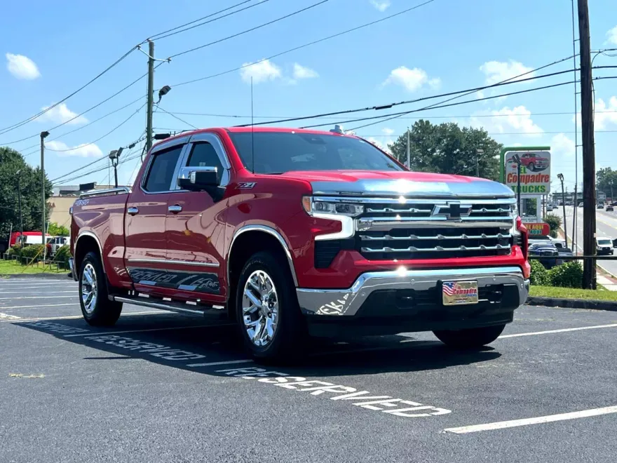 2024 Chevrolet Silverado 1500 LT Z71 photo 1