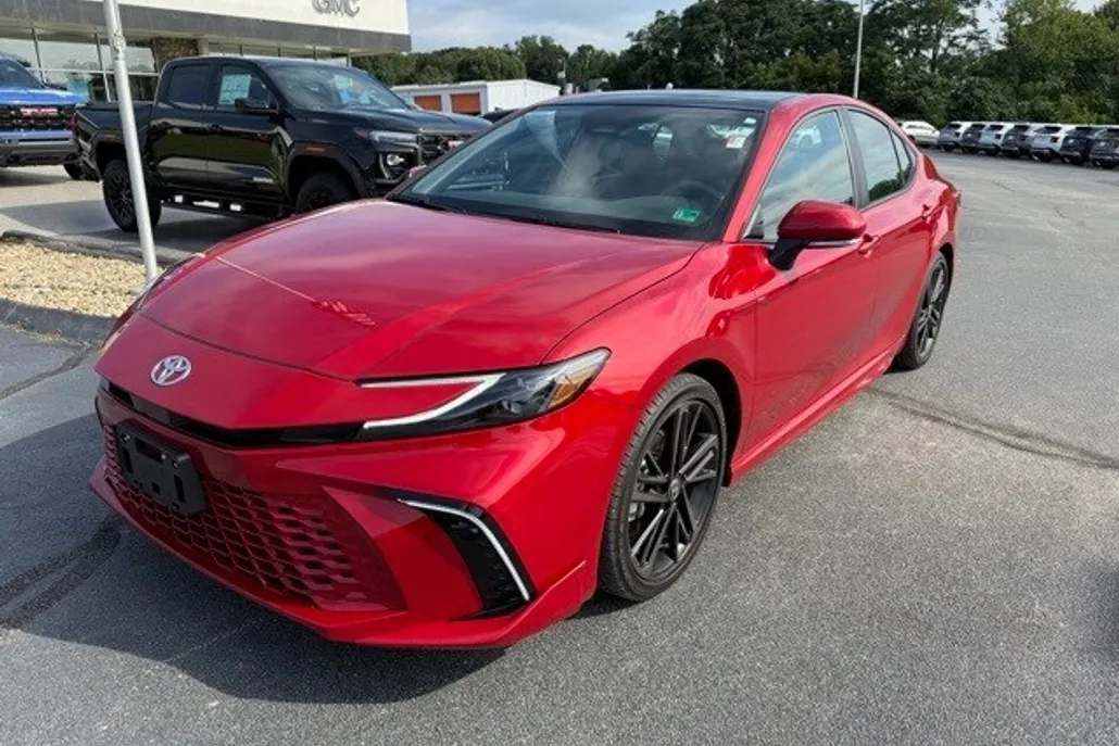 2025 Toyota Camry XSE photo 1