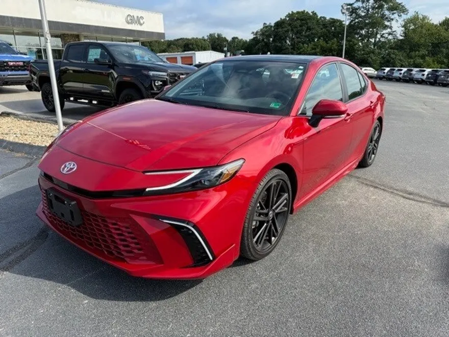 2025 Toyota Camry XSE photo 1