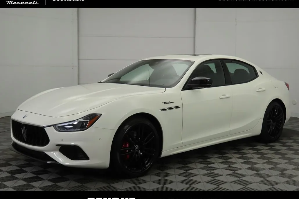 2024 Maserati Ghibli Modena photo 1