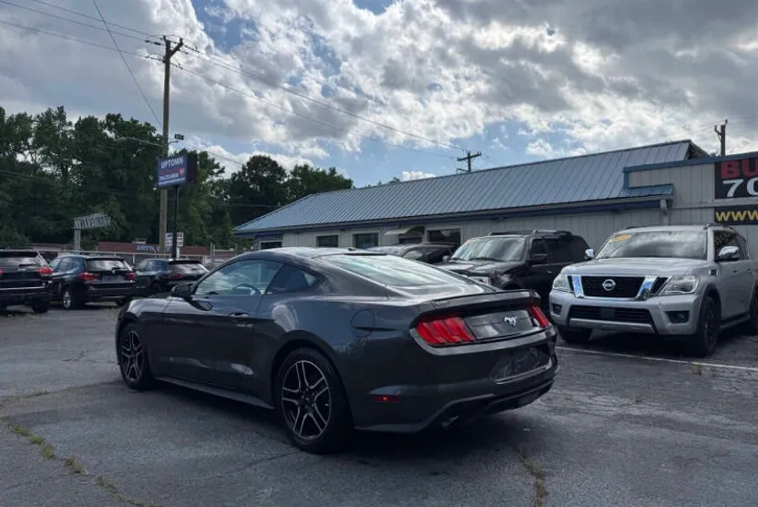 2020 Ford Mustang EcoBoost photo 1