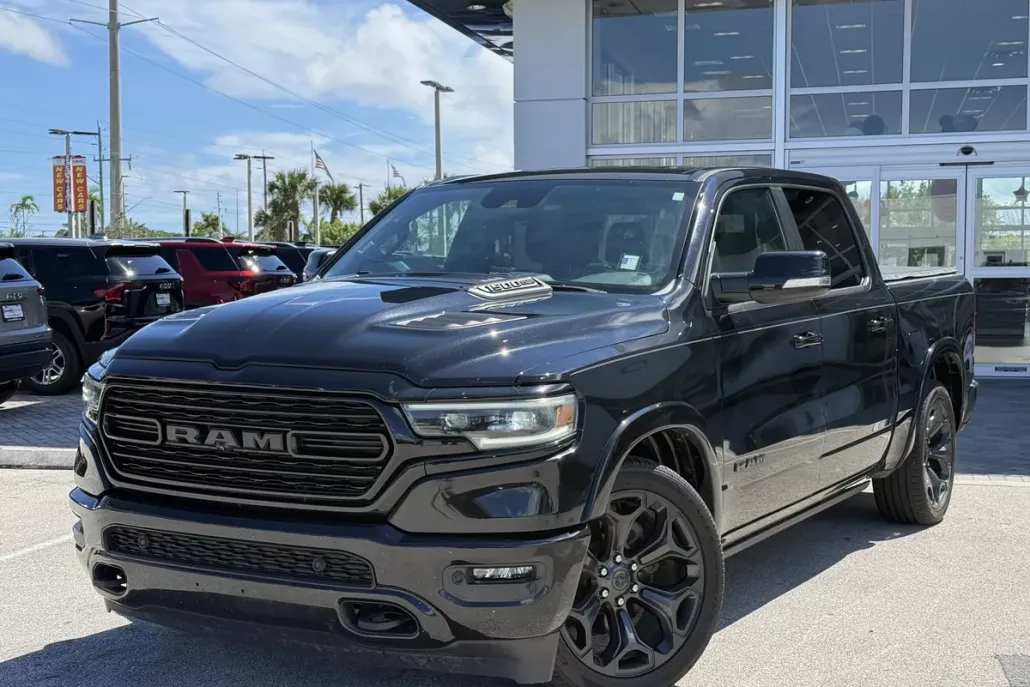 2021 Ram 1500 Limited photo 1