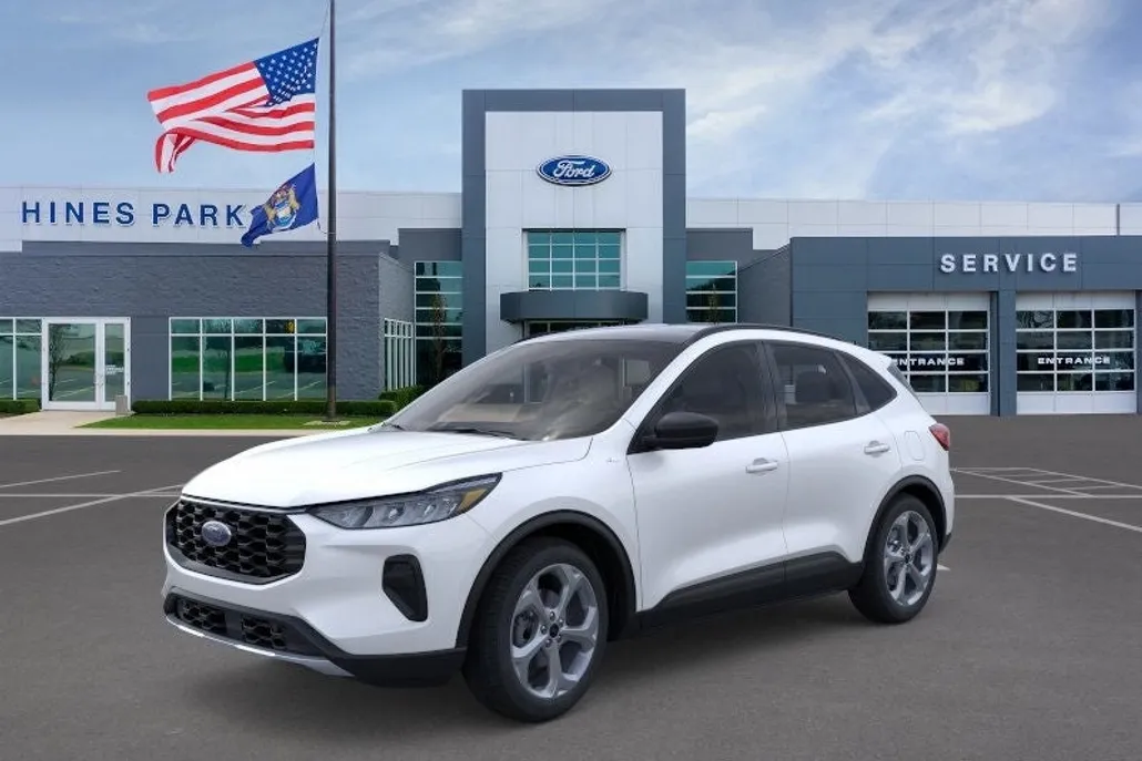 2025 Ford Escape ST-Line photo 1