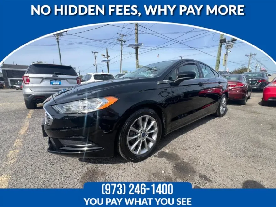 2017 Ford Fusion SE photo 1