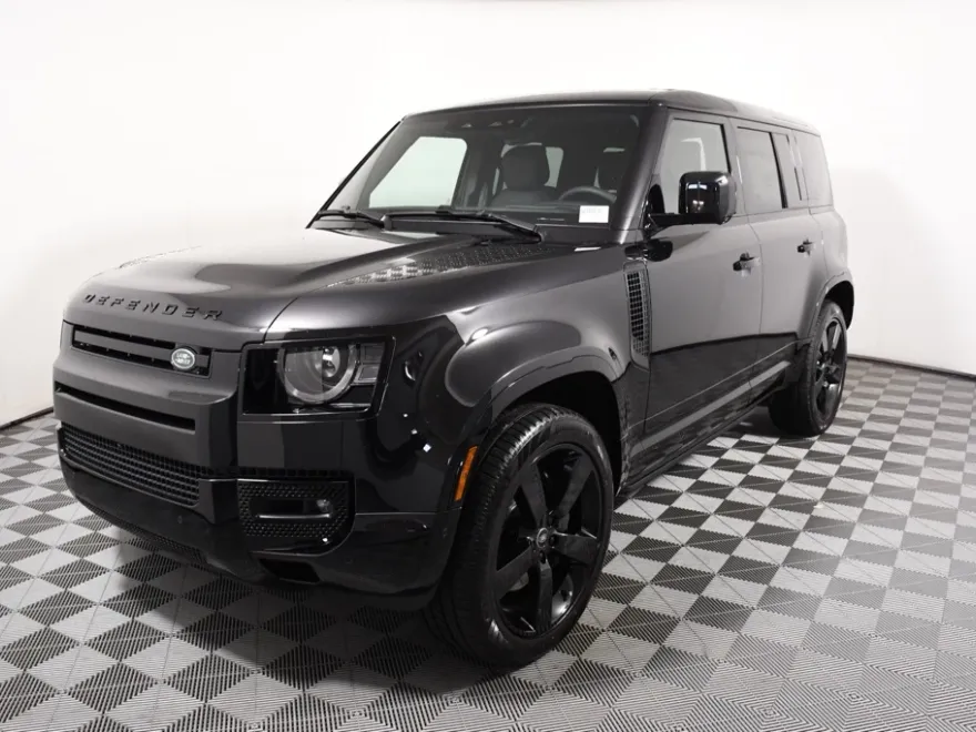 2025 Land Rover Defender 110 X-Dynamic SE photo 1