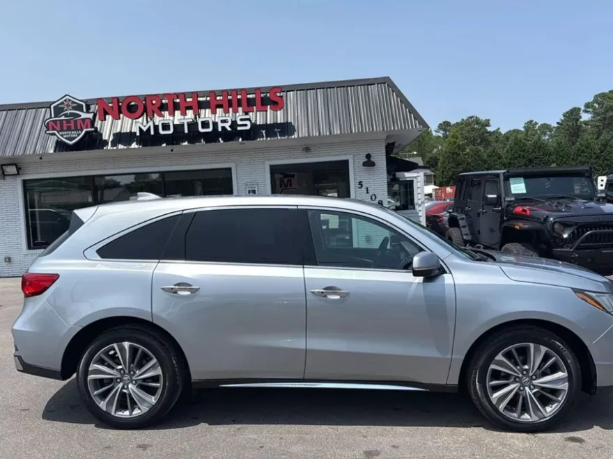 2017 Acura MDX SH-AWD Sport photo 1