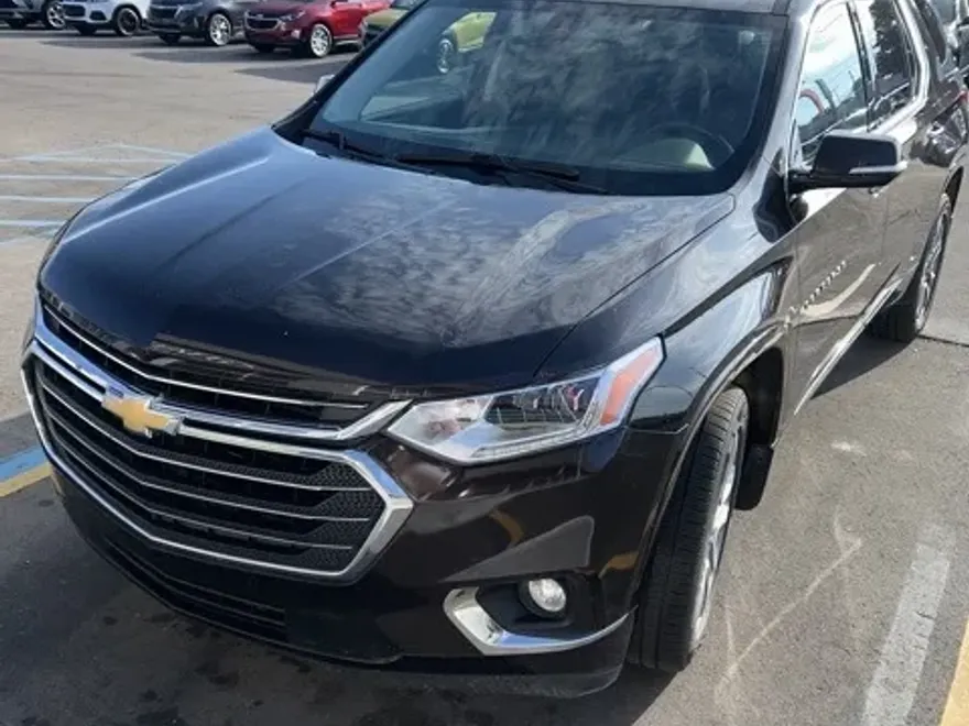 2018 Chevrolet Traverse Premier photo 1