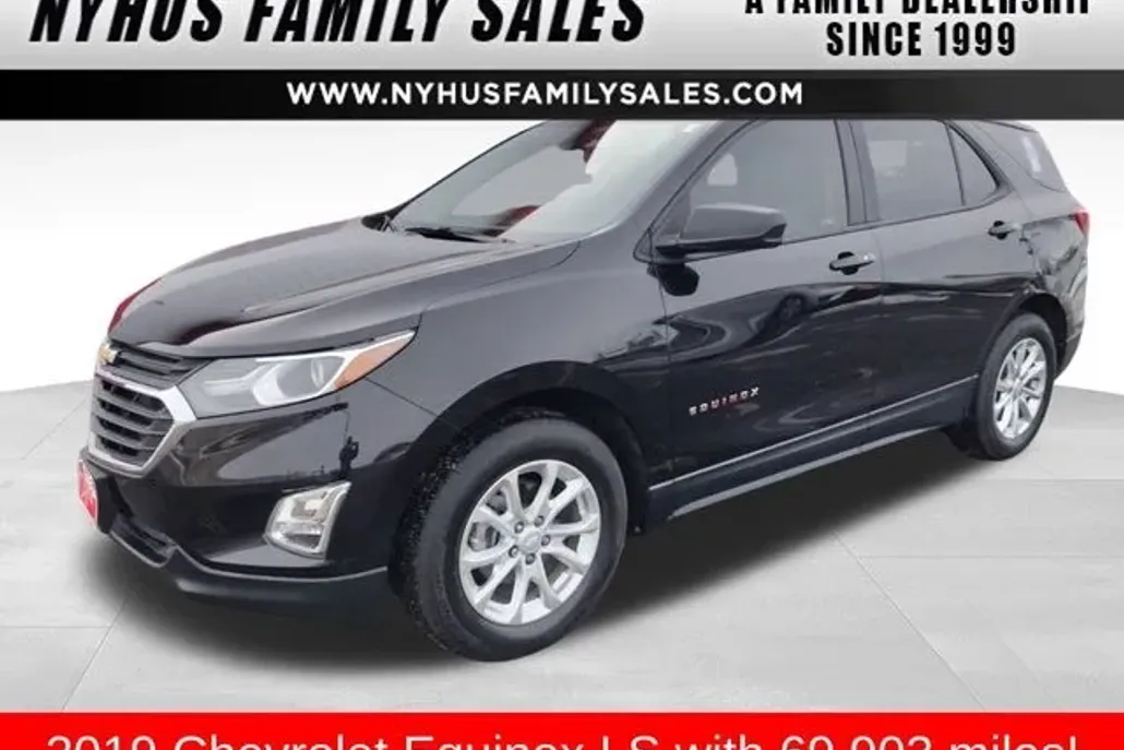 2019 Chevrolet Equinox LS photo 1