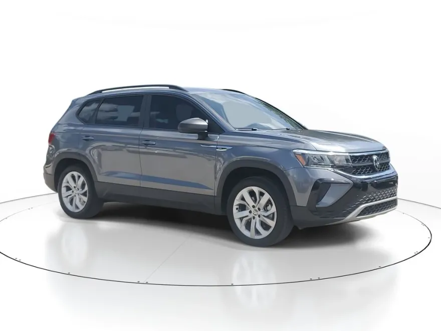 2023 Volkswagen Taos S photo 1