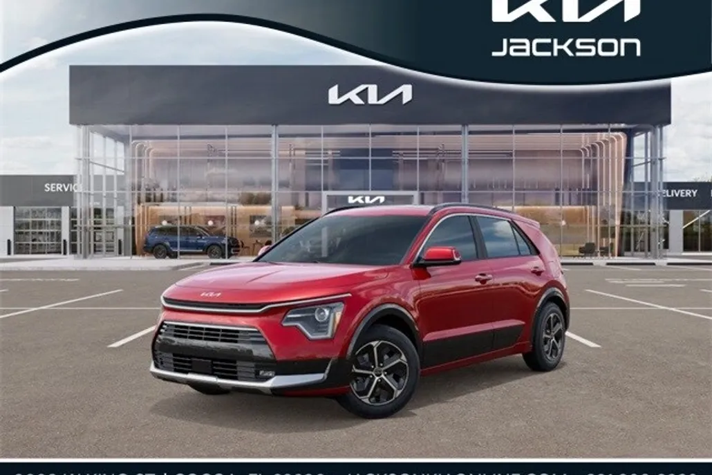 2025 Kia Niro SX photo 1