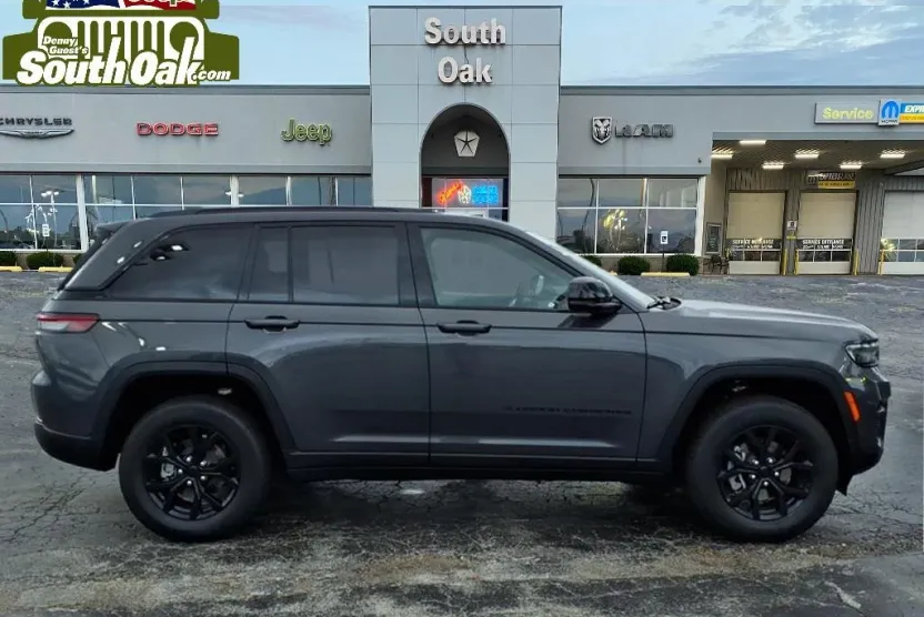 2025 Jeep Grand Cherokee Altitude X photo 1