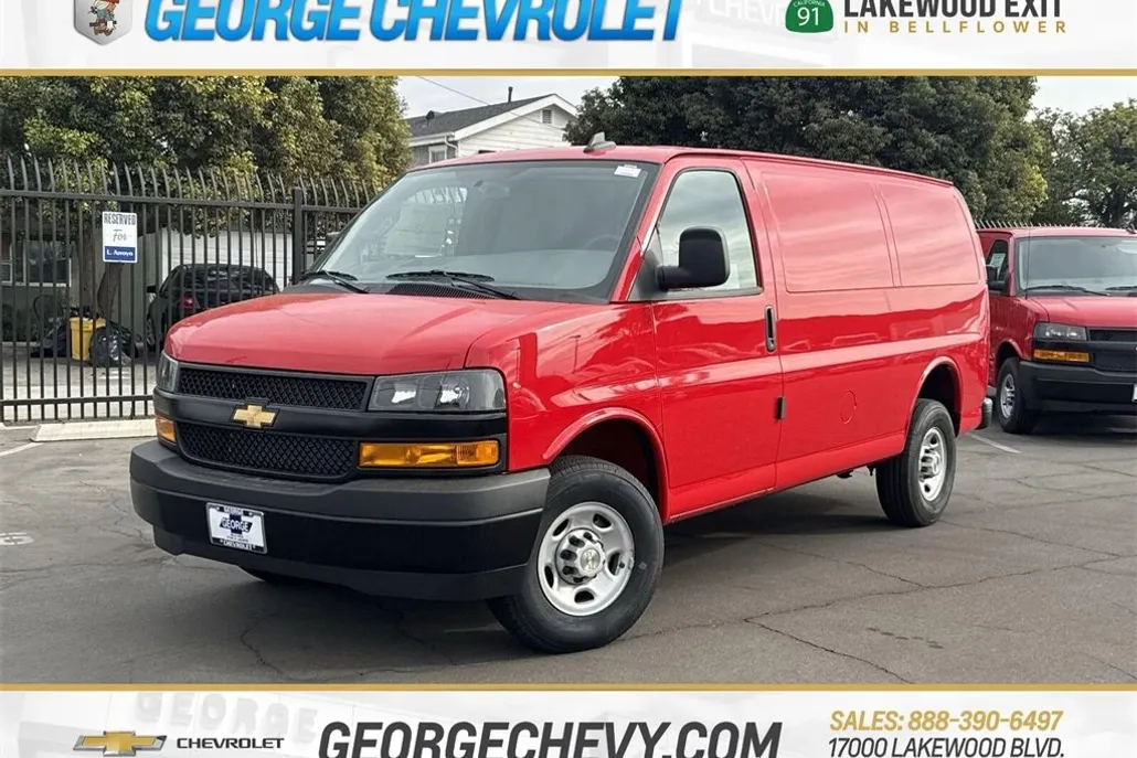 2024 Chevrolet Express Cargo 2500 photo 1