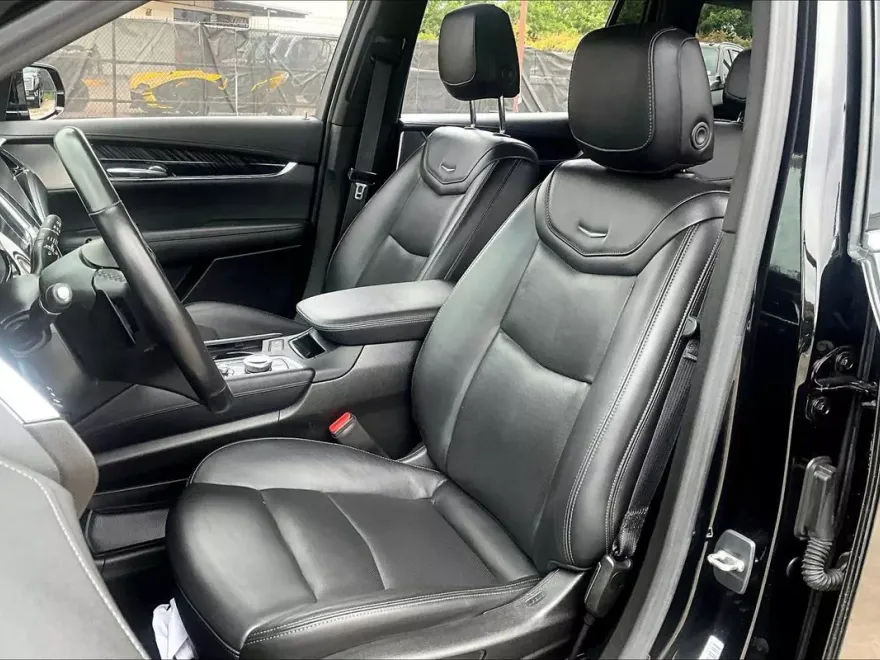 2023 Cadillac XT6 Premium Luxury Sport photo 1