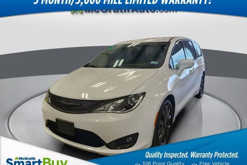 2018 Chrysler Pacifica Touring Plus photo 1