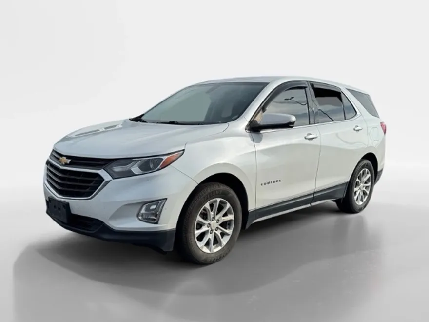 2019 Chevrolet Equinox LT photo 1