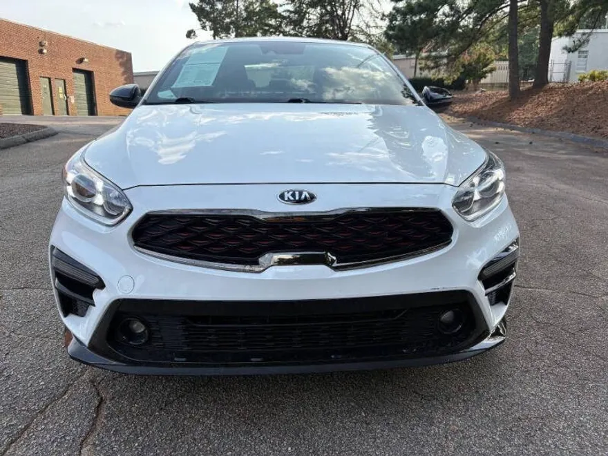 2021 Kia Forte GT-Line photo 1