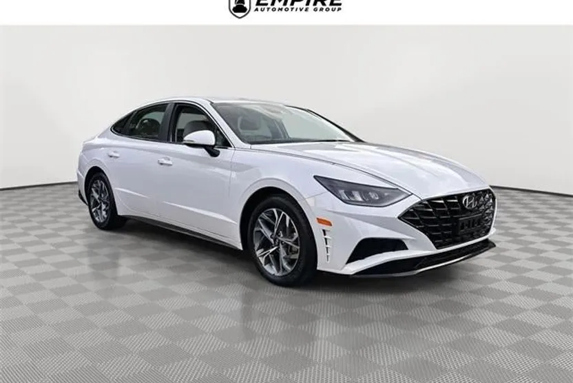 2023 Hyundai Sonata SEL photo 1