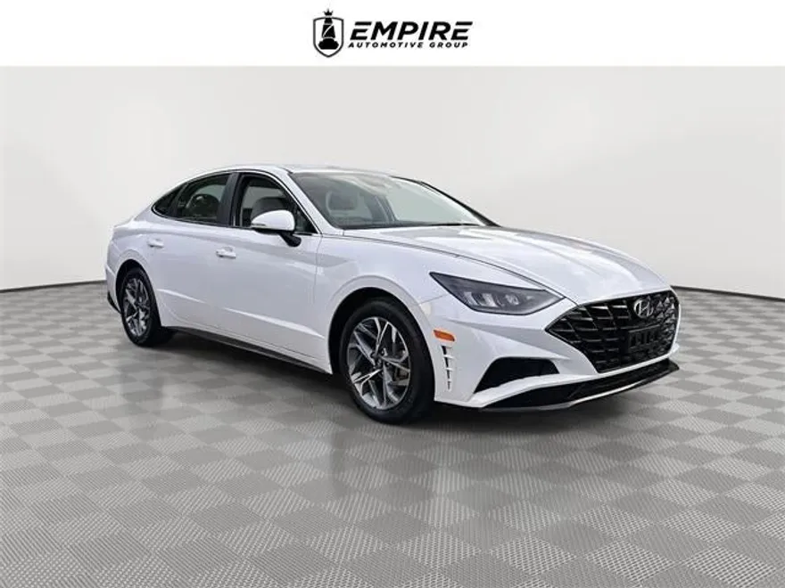 2023 Hyundai Sonata SEL photo 1
