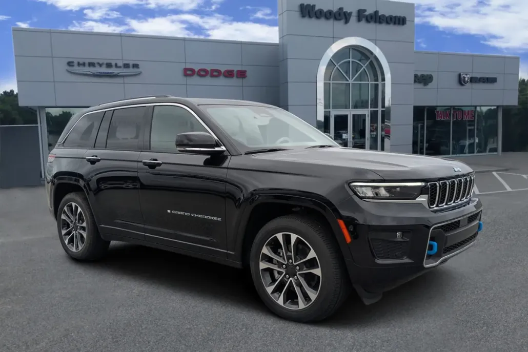 2023 Jeep Cherokee Overland Sport 4xe photo 1