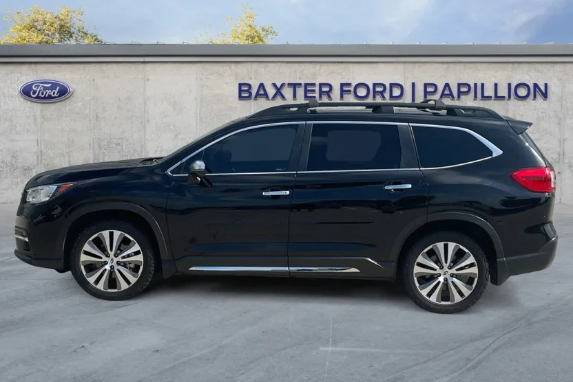 2022 Subaru Ascent Touring photo 1