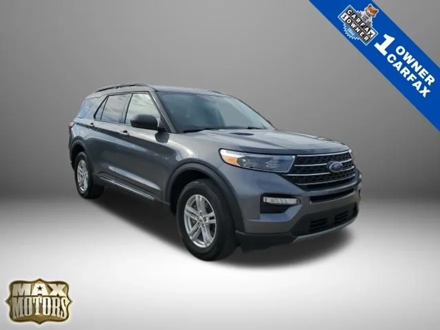 2022 Ford Explorer XLT photo 1