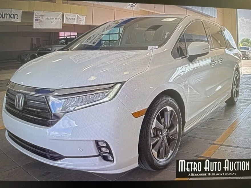 2022 Honda Odyssey Elite photo 1