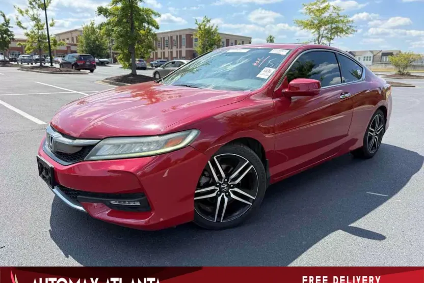 2017 Honda Accord Touring photo 1