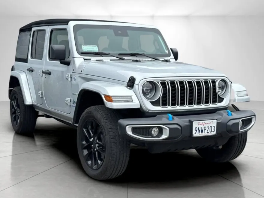 2024 Jeep Wrangler Sahara 4xe photo 1