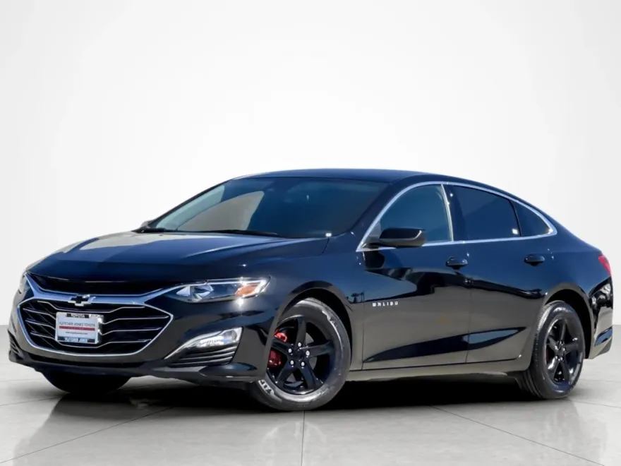 2024 Chevrolet Malibu LS photo 1